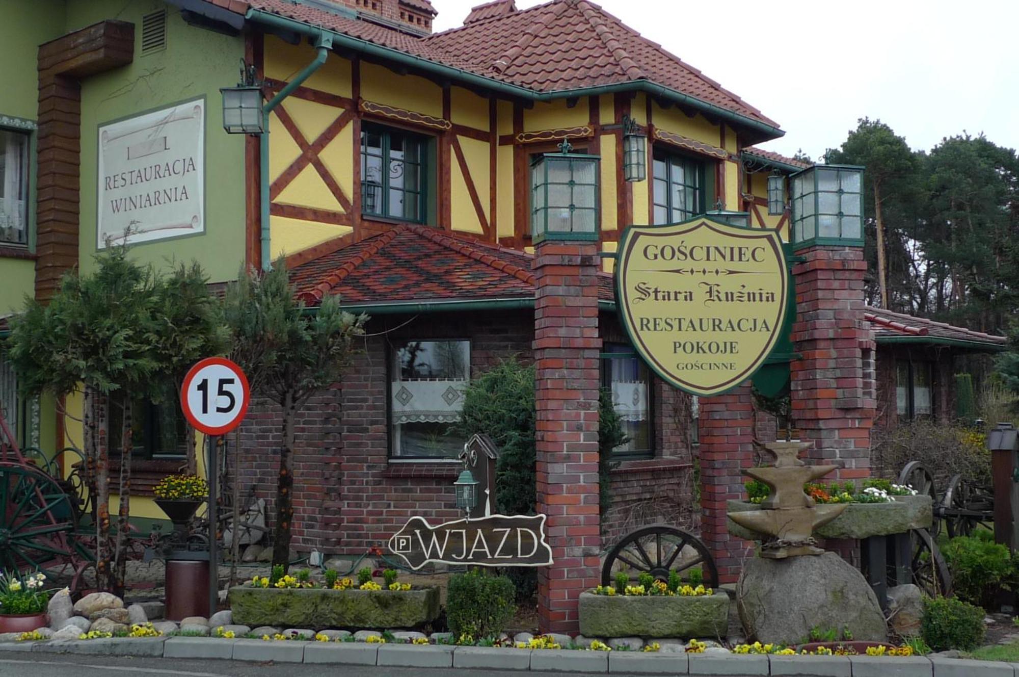 Gosciniec Stara Kuznia Hotel Debska Kuznia Exterior photo